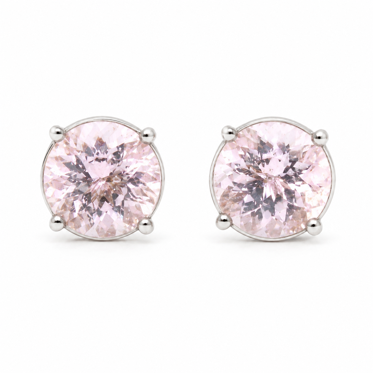 14CT WG 2X0.77ct MORGANITE 4CLAW STUDS -6.5MM 1.16